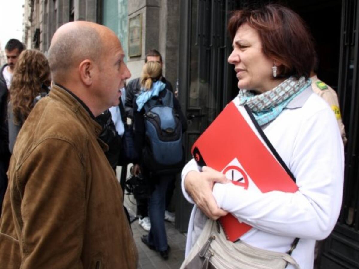 El Govern obre la porta a una nova retallada de sous dels treballadors públics i funcionaris