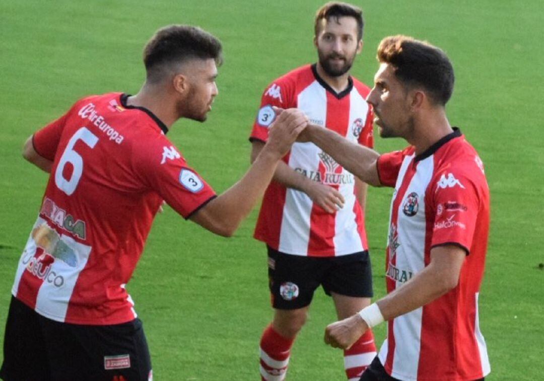 Juanma, Parra y Carlos Ramos, tres de los jugadores que repiten en el equipo