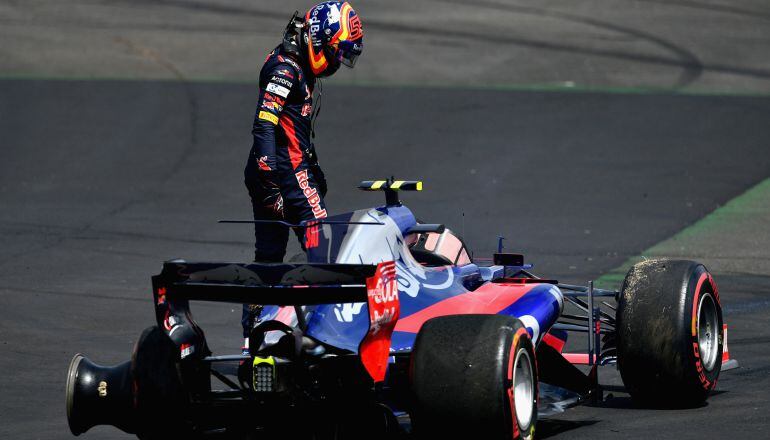 Carlos Sainz, después de quedar fuera de carrera en el Gran Premio de Gran Bretaña