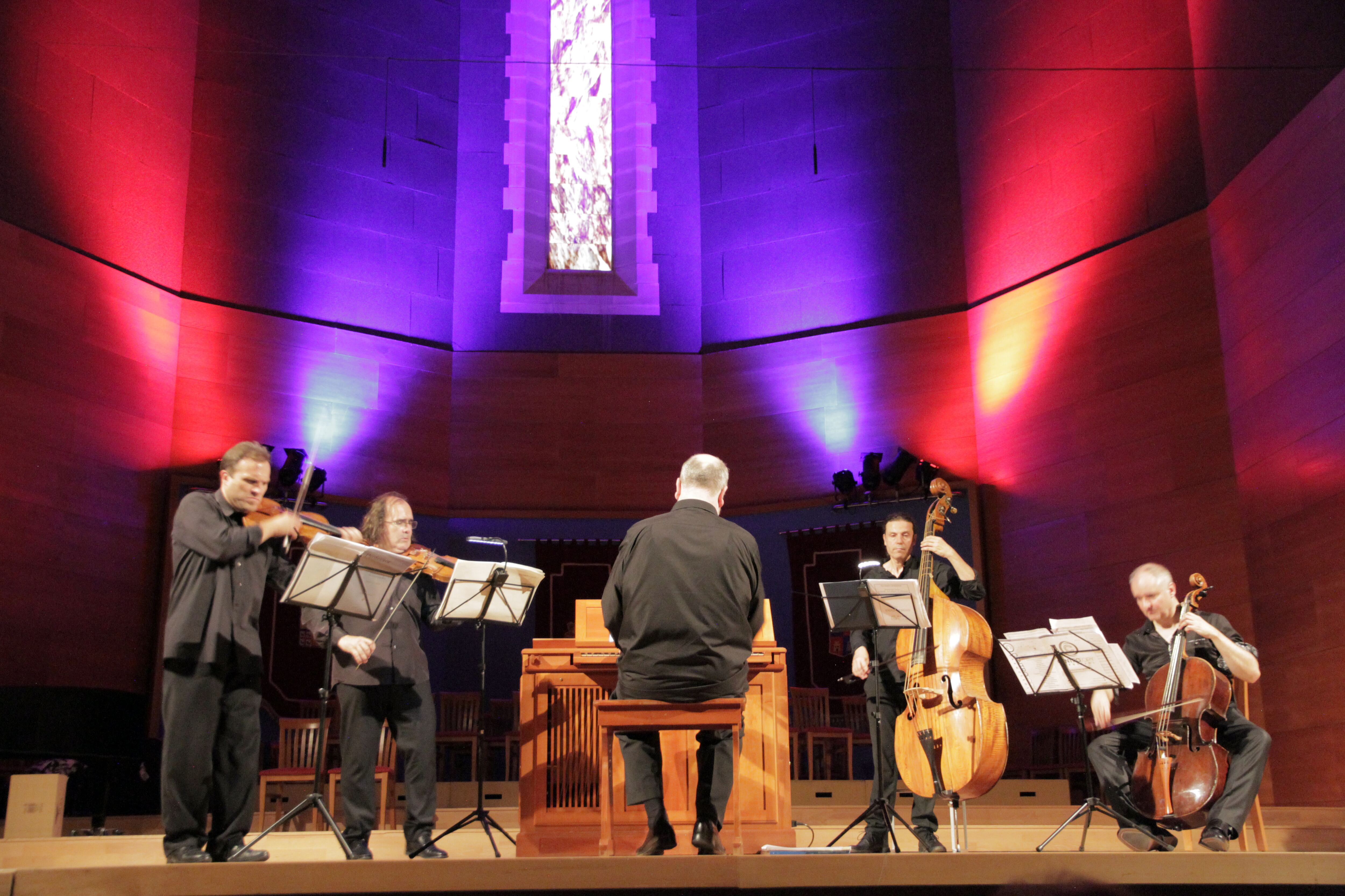 Al Ayre Español en el primer concierto del Festival en el Camino de Santiago, en Monzón