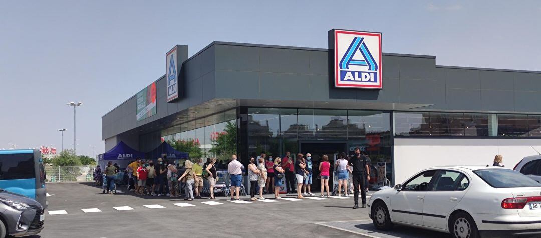 Imagen del supermercardo ALDI este lunes en Albacete