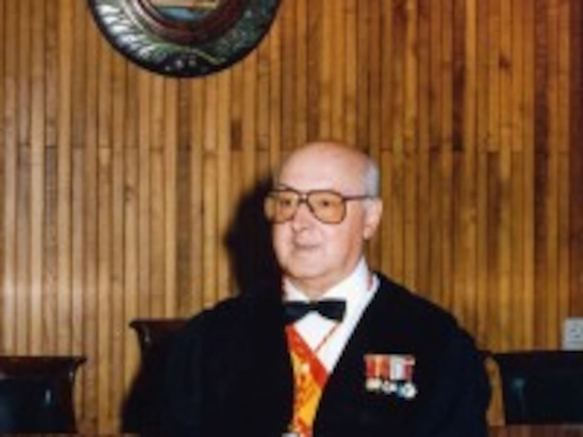 La fiscalía Superior de Galicia rinde homenaje a Antonio Couceiro