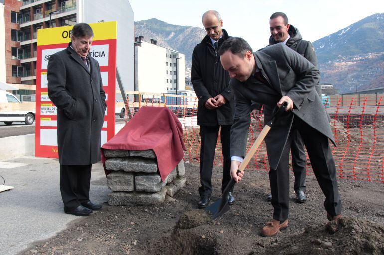 El ministre d'Afers Socials, Justícia i Interior, Xavier Espot, en la col·locació de la primera pedra de la Seu de la Justícia