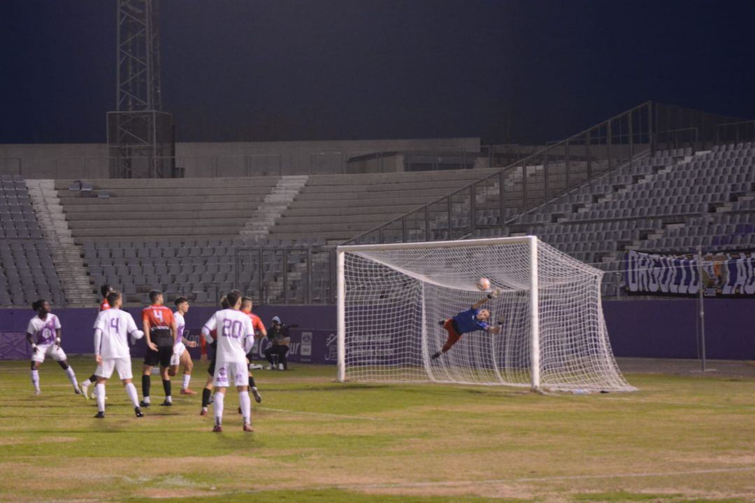 El Real Jaén sumó los tres puntos frente al San Pedro