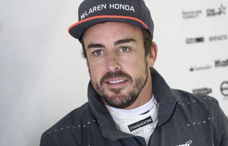 El piloto español de Fórmula Uno Fernando Alonso, de McLaren