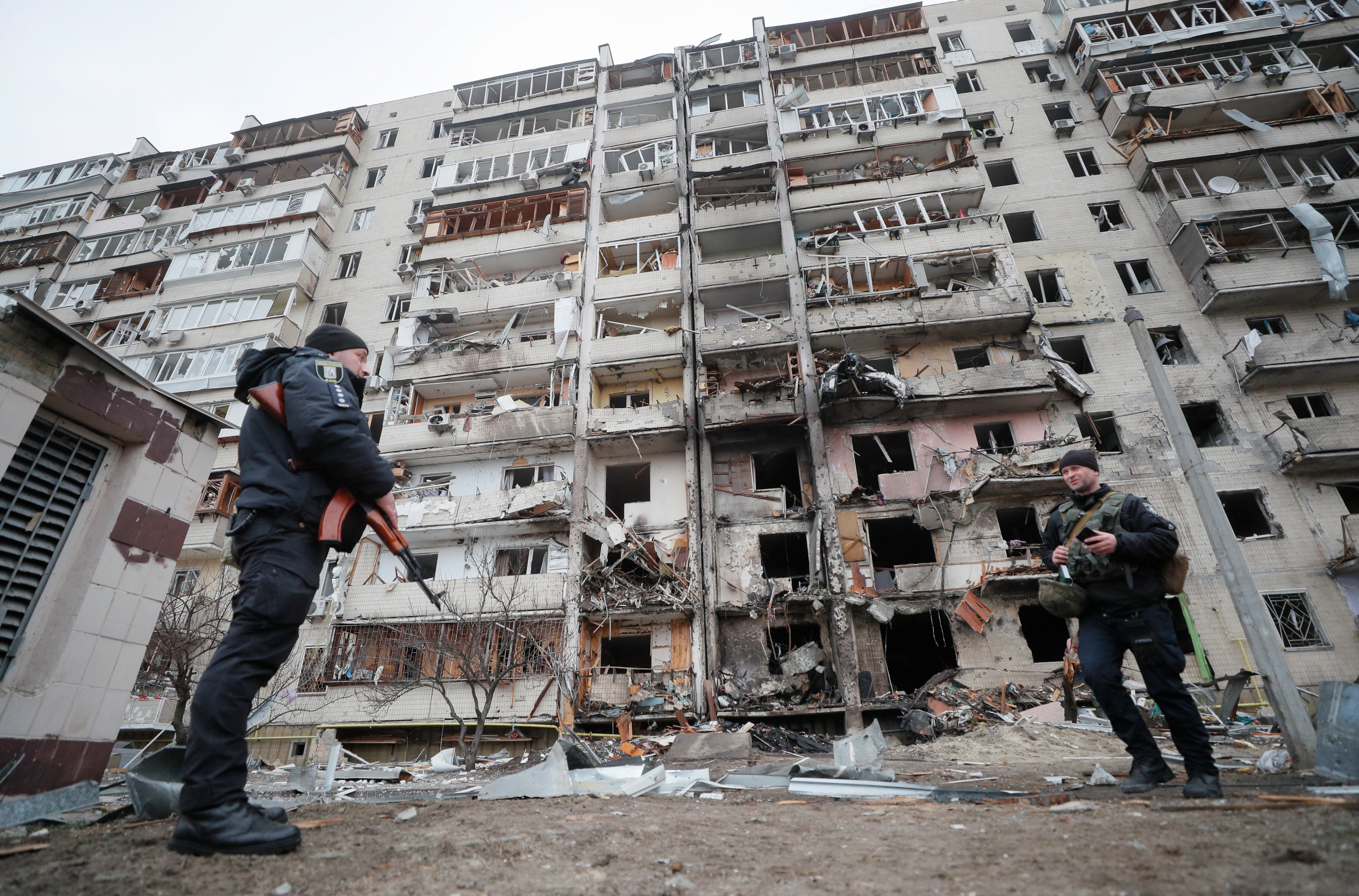 Edificios destruidos por los bombardeos rusos en Kiev. 