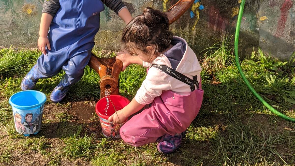 Entrevista a Antón de Valenzuela, director del CRA Mestra Clara Torres de Tomiño