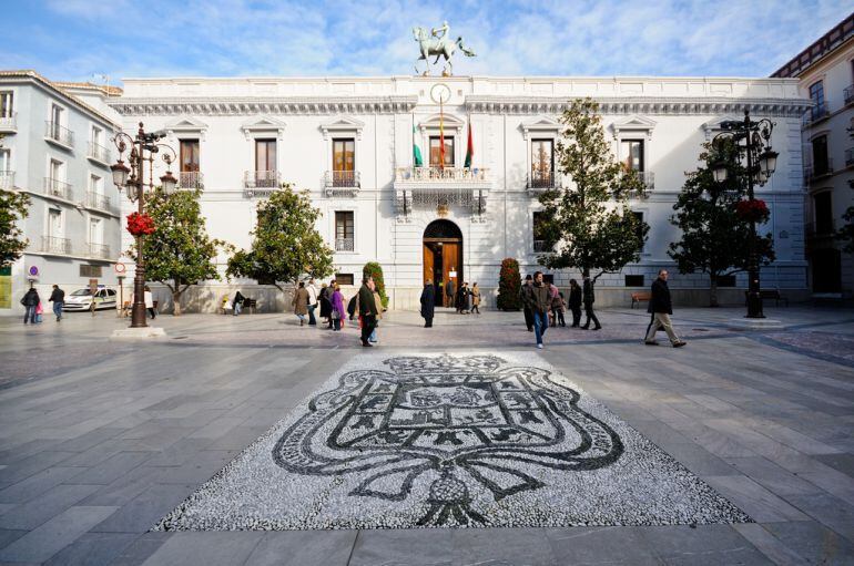 La Plaza del Carmen de Granada, visita obligada para los turistas