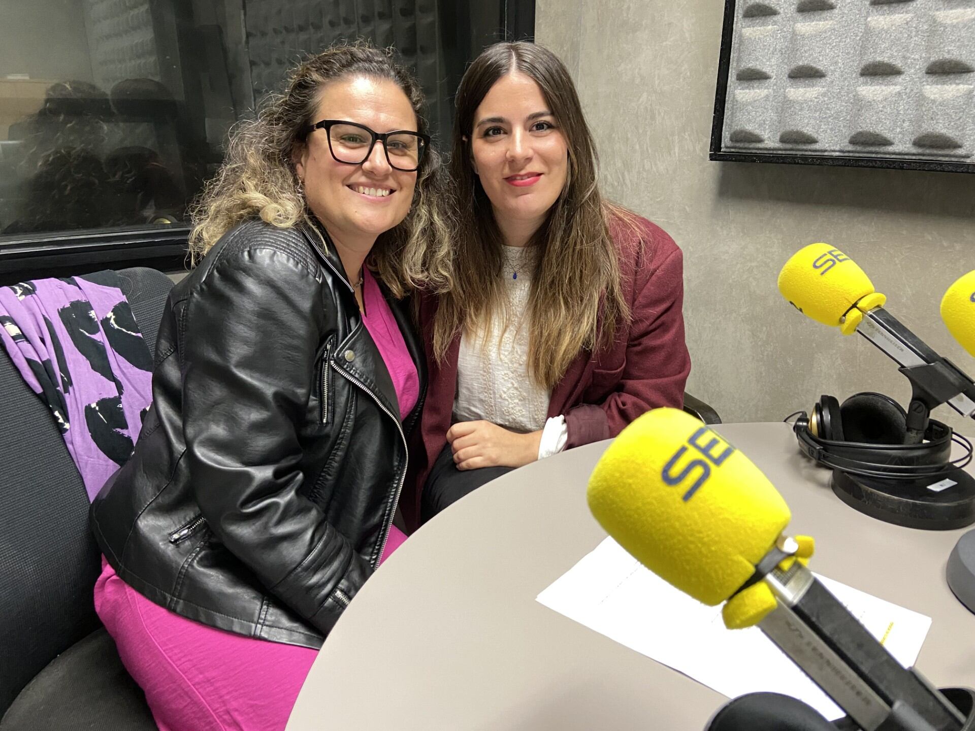 Jaione Leibar y Leticia Sánchez nos han contado los detalles de una nueva convocatoria del concurso 'On Ekin'