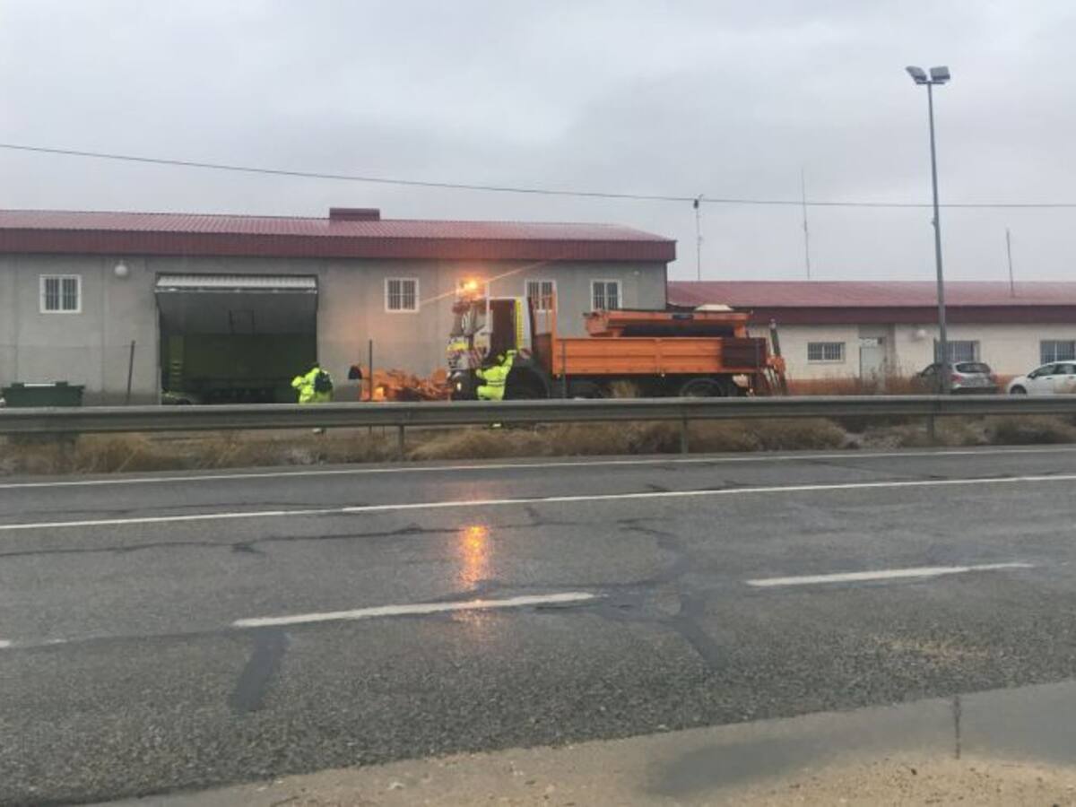 Problemas para circular en 22 carreteras de la provincia por la nieve