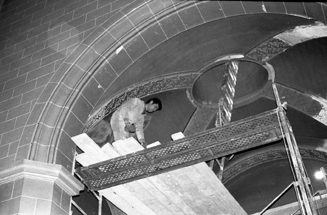 Trabajos en la catedral de Teruel tras el incendio de 1994