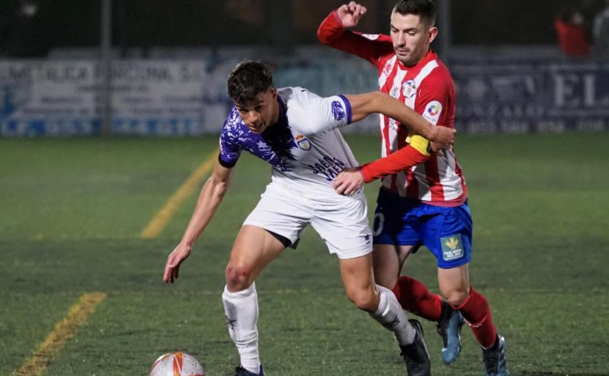 El jiennense José Lara frente a su ex equipo el Torredonjimeno