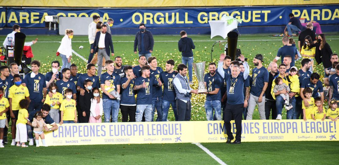 Celebración en el estadio de la Cerámica del título de la Europa League