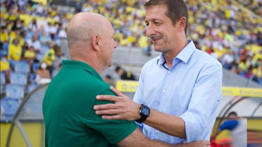 Ramis y Pepe Mel durante un derbi canario.