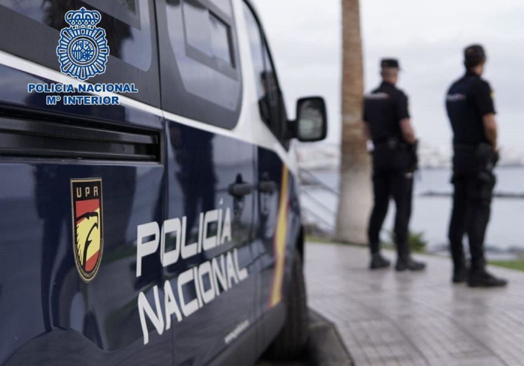 Agentes de la Policía Nacional