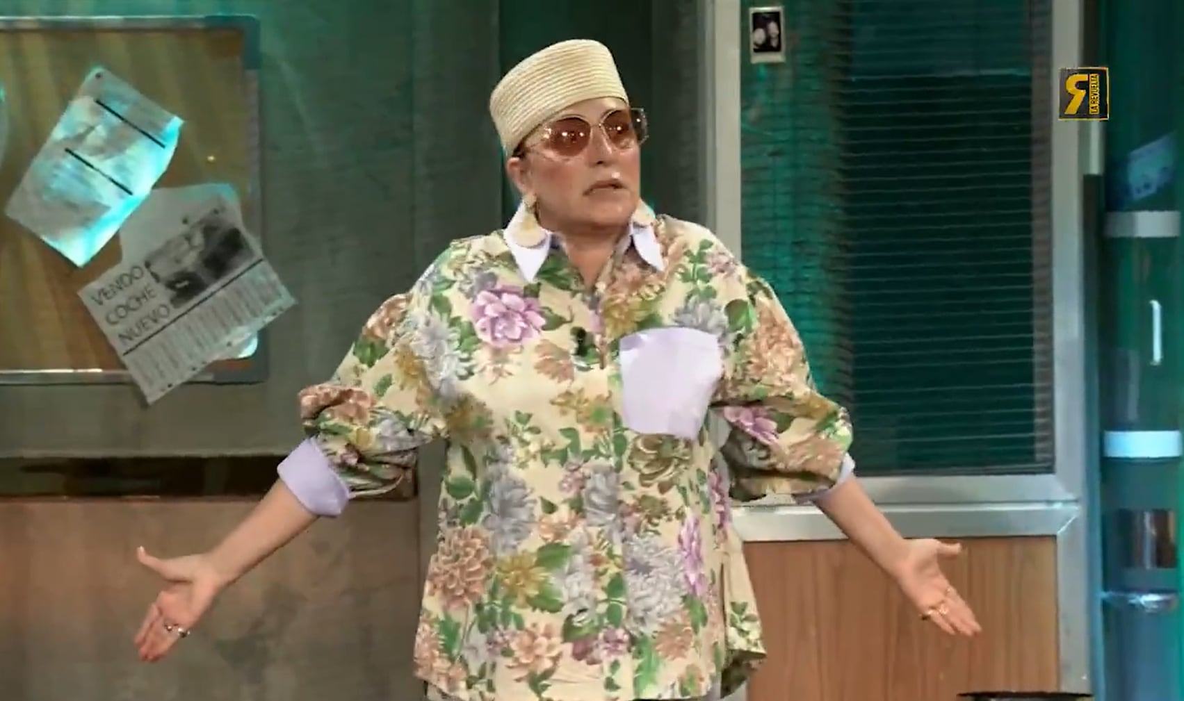 Candela Peña sale en defensa de la regularización de los migrantes.