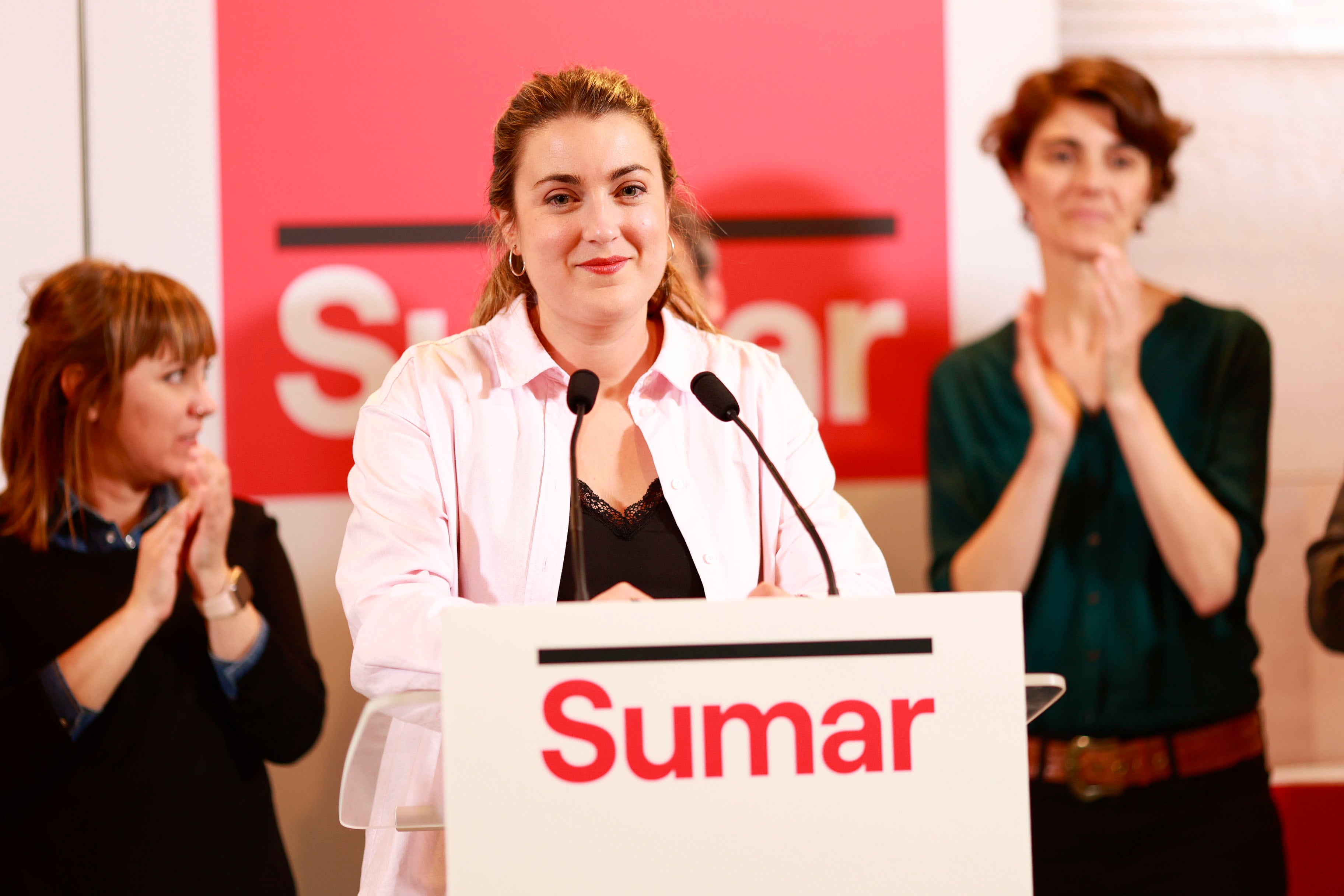 La candidata a lehendakari por Sumar, Alba García, se ha mostrado satisfecha con los resultados en las elecciones vascas, unos comicios &quot;muy complicados y polarizados&quot; y ha garantizado a quienes han votado &quot;a todas las fuerzas progresistas&quot; que trabajarán para conseguir un giro a la izquierda.