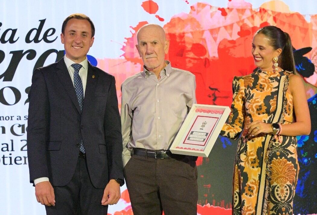 Veratense de oro, querido y muy respetado.