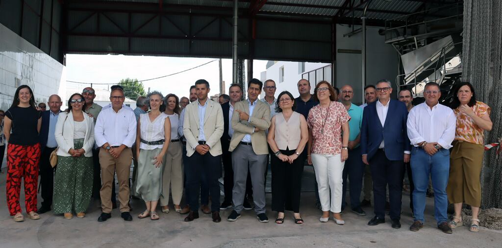 Foto de familia durante la visita