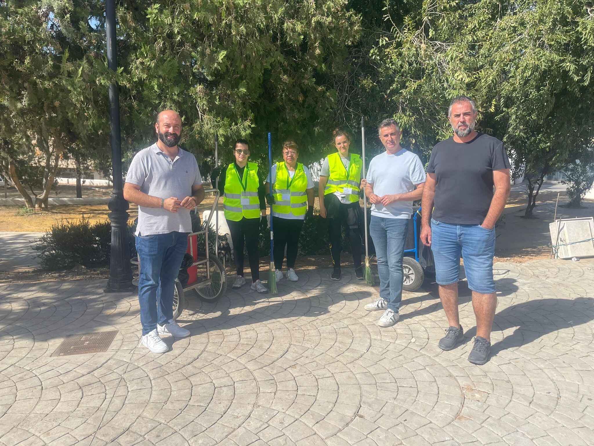 Visita de José Luis Agea a las actuaciones del Plan de Empleo en Pozo Alcón