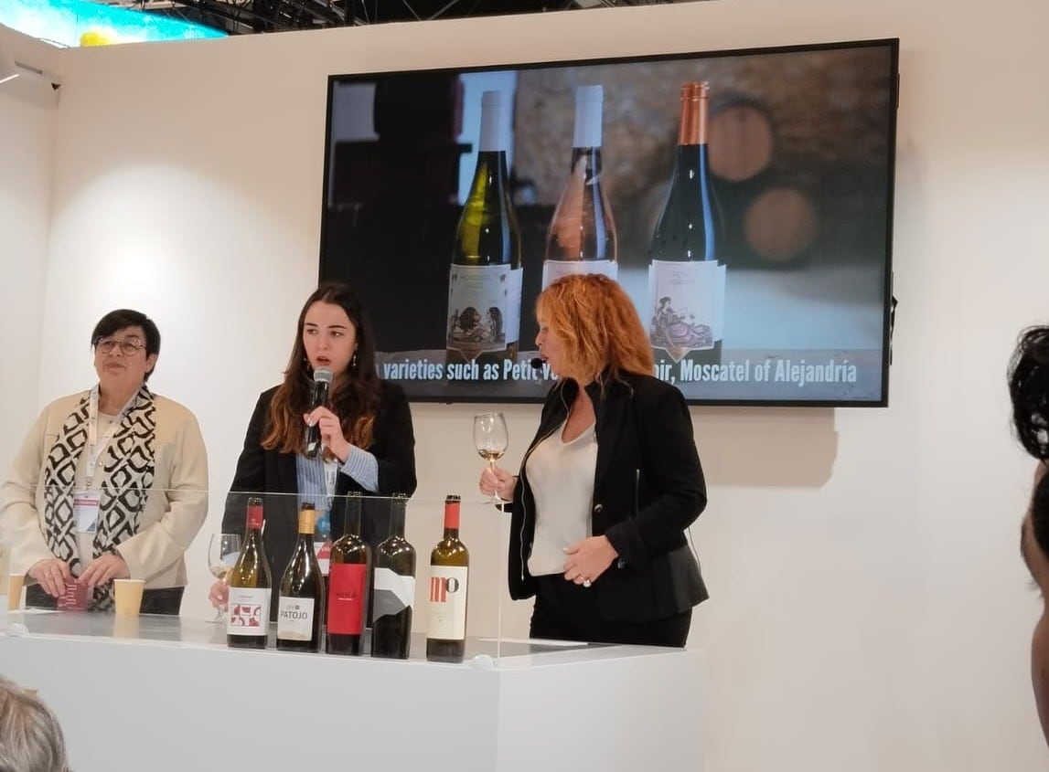 Cata de vino en FITUR