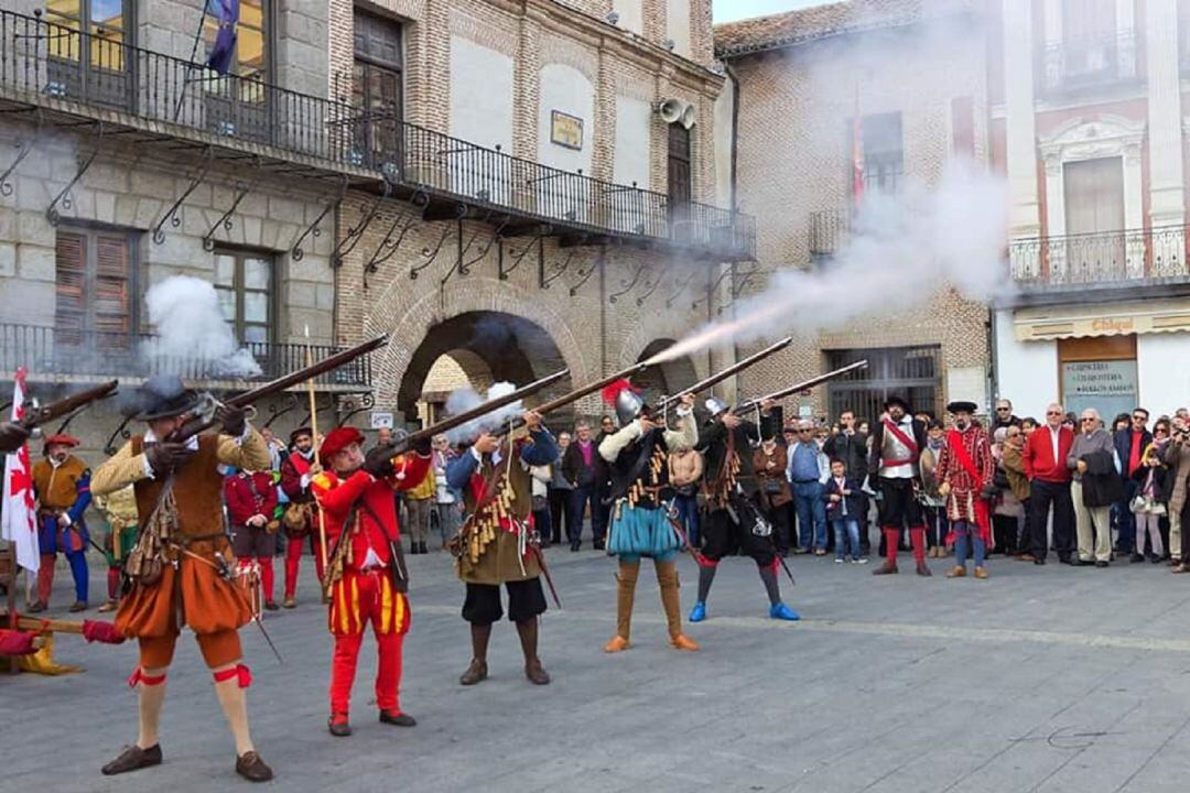 La Compañía Cristóbal de Mondragón seguirá con sus recreaciones en la Semana Renacentista