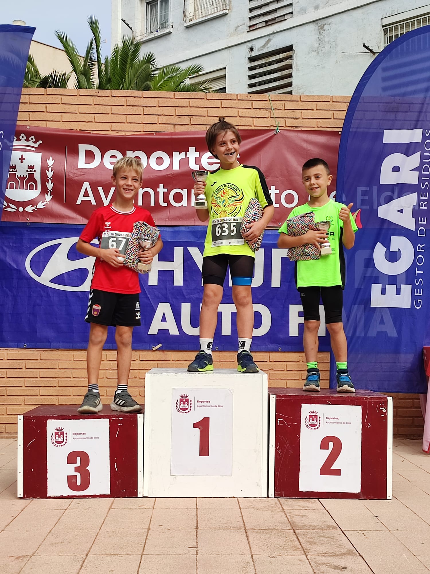 Podio para el SBR Elda Triatlón