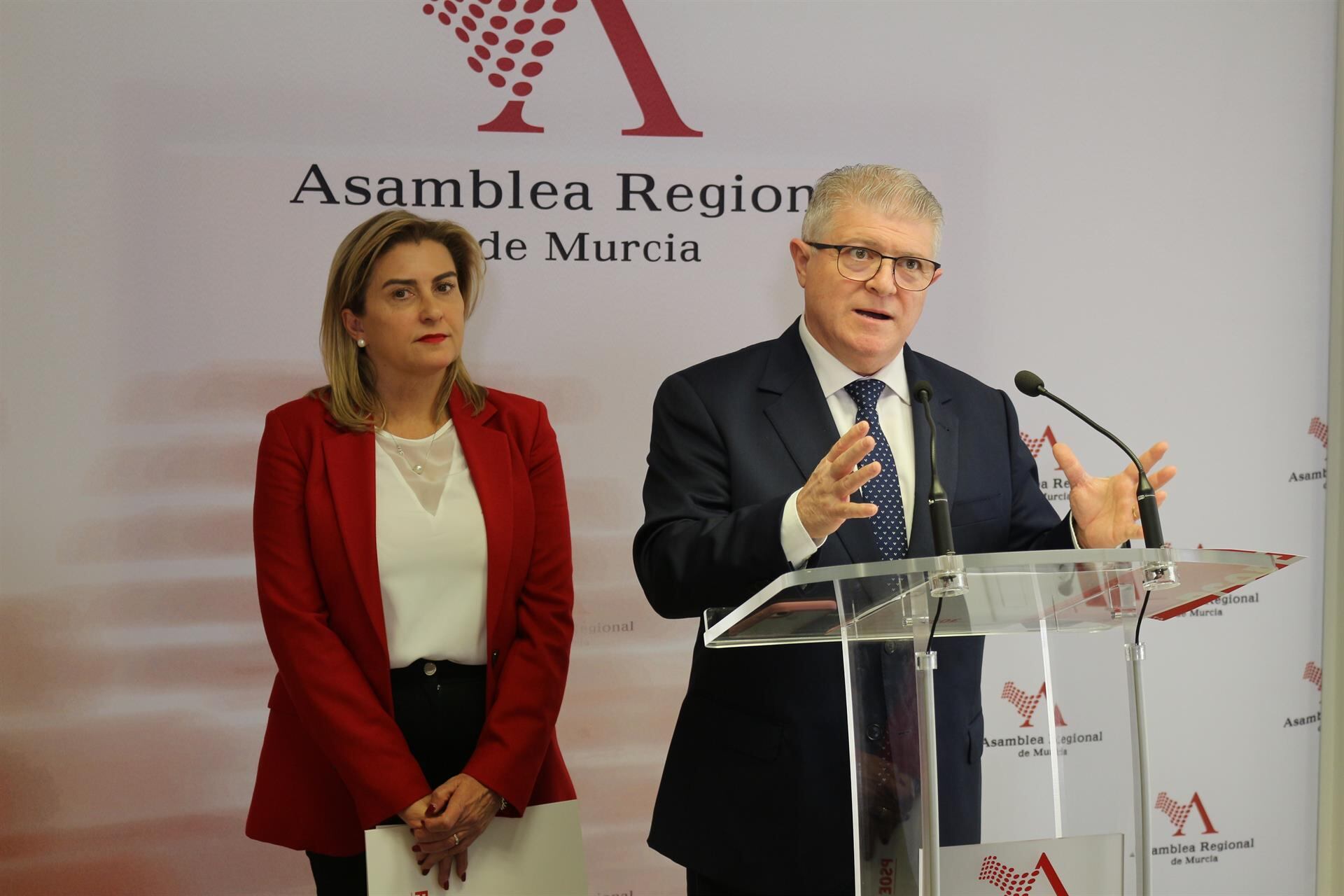 Vélez en la Asamblea Regional