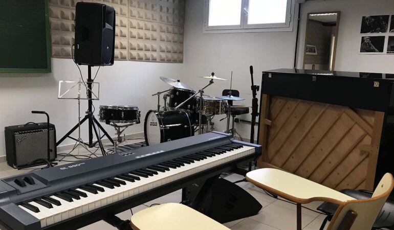 Una de las aulas de la Escuela Municipal de Música