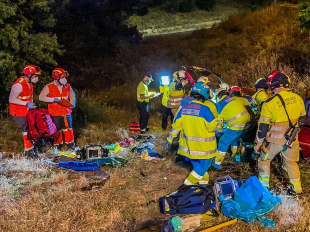 Cinco heridos en un accidente en la M-40