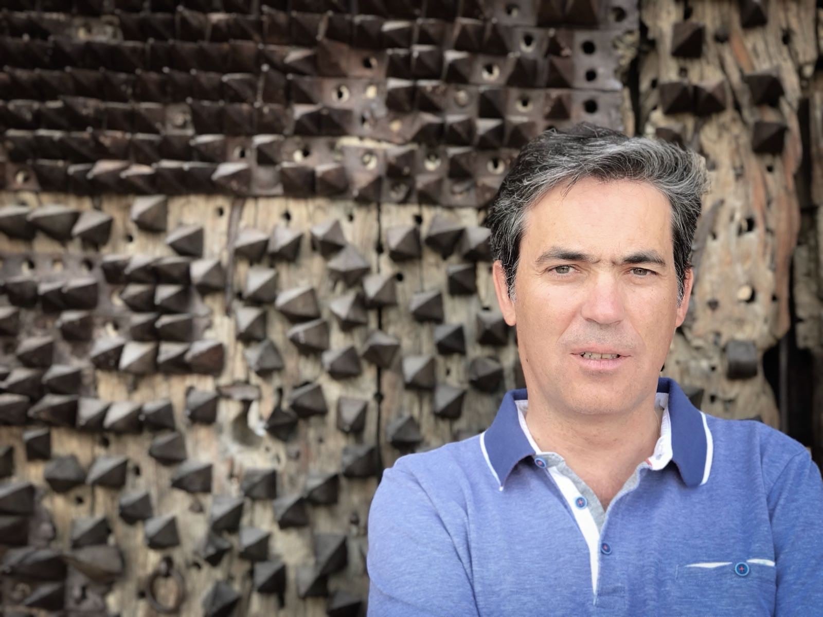 Javier Domingo de Miguel es el autor del libro