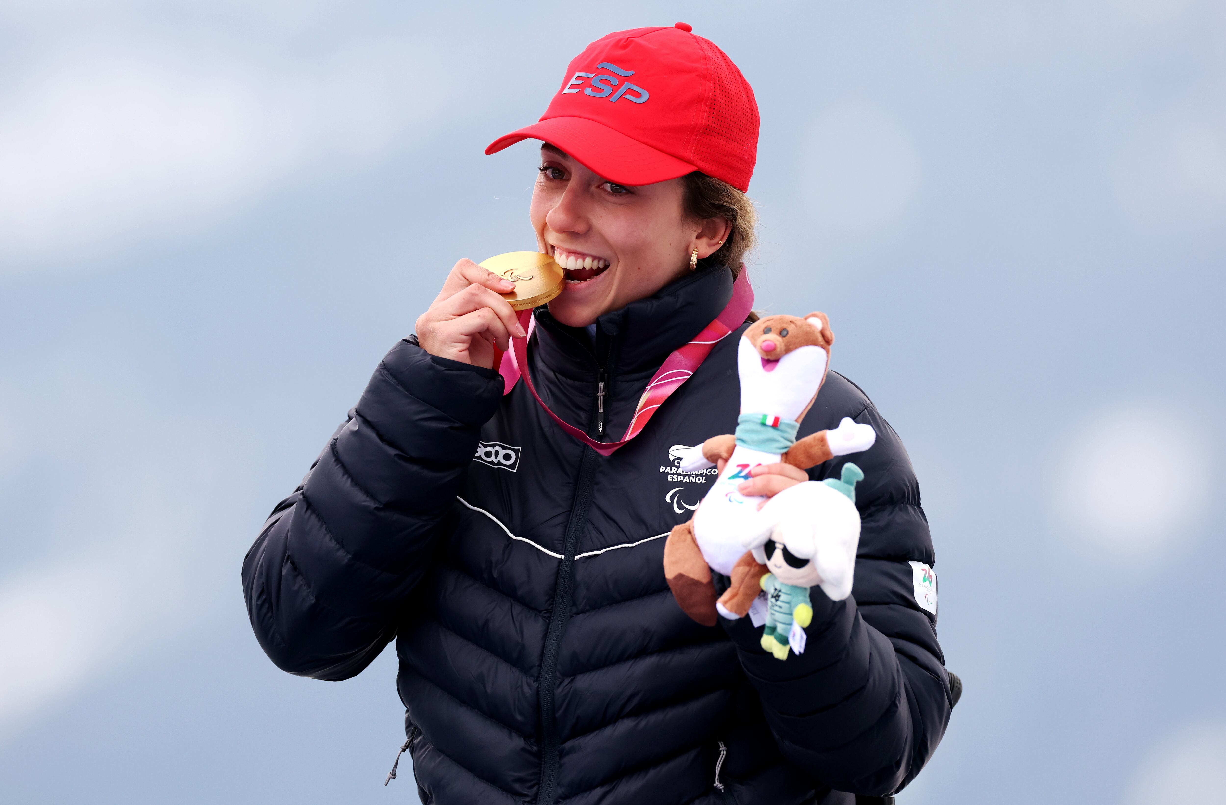 Audrey Pascual celebra un oro paralímpico en Milán-Cortina