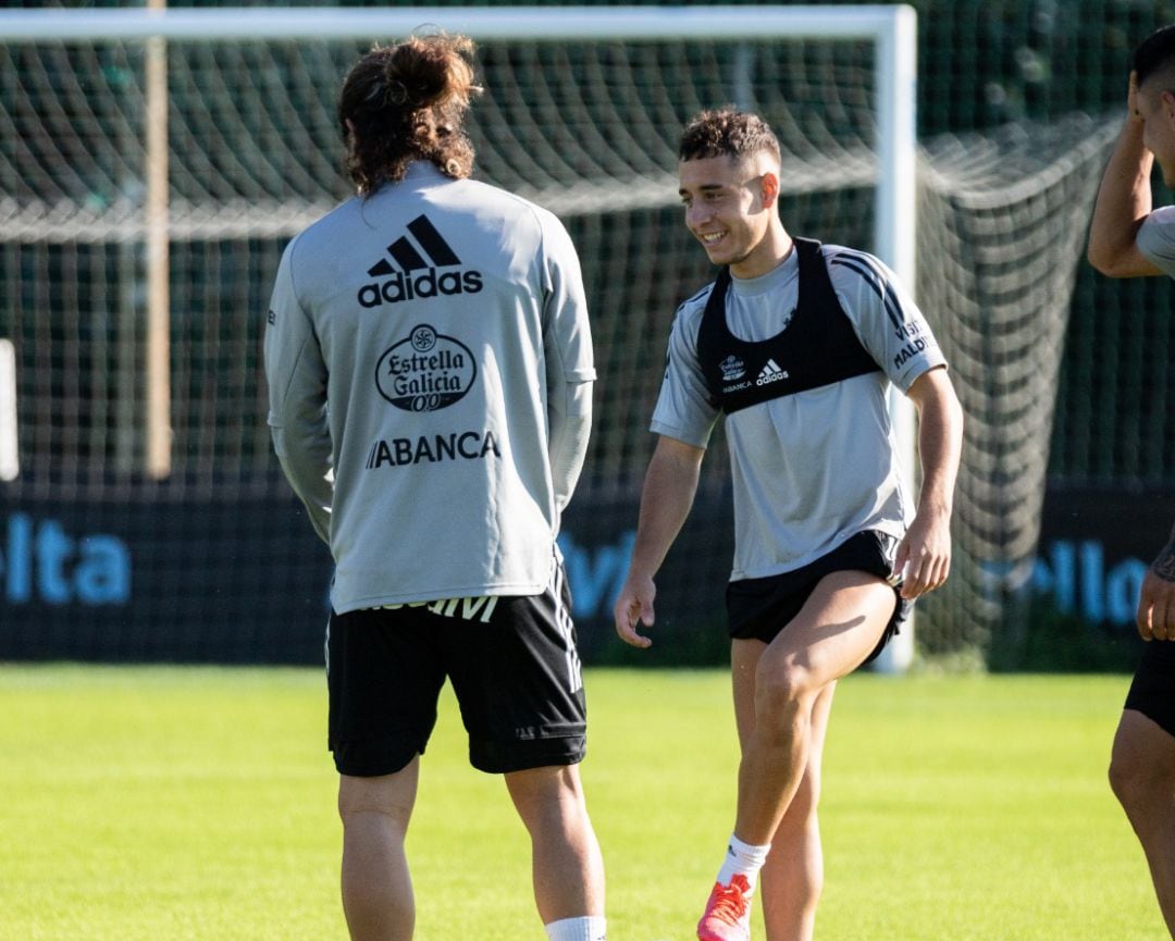 Emre Mor en un entrenamiento