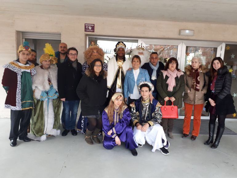 La corporación municipal ha recibido en Medina del Campo a los Reyes Magos