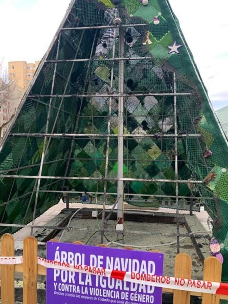 Árbol de la Igualda de Coslada, vandalizado