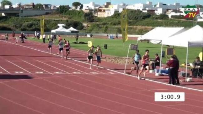 Adrián en la carrera de 1.500 metros celebrada este domingo en Cádiz