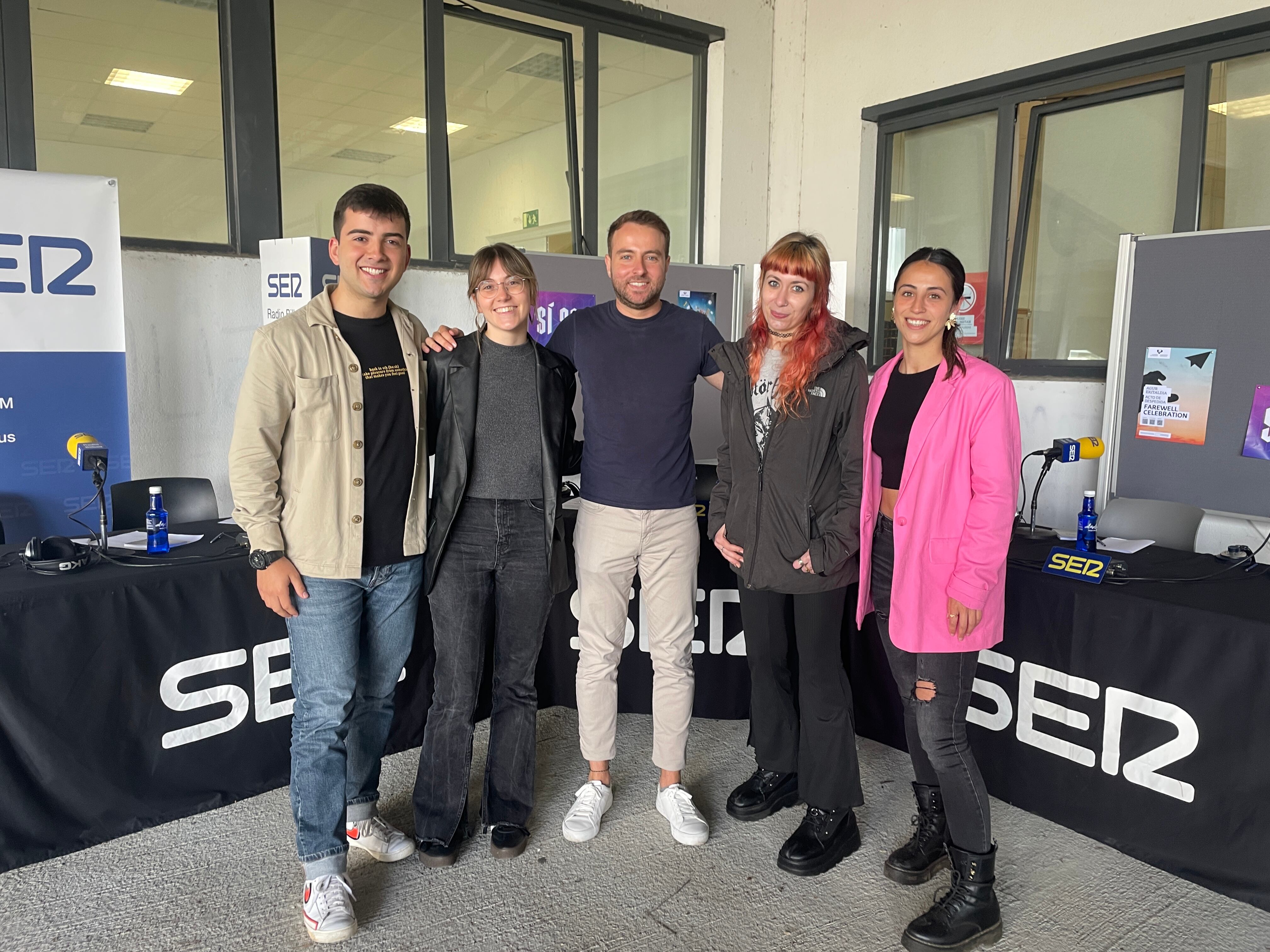 Guillermo Sabas, Juncal Munduate, Gonzalo Loza, Paula Gutiérrez-Ponte y Alba Agüero.