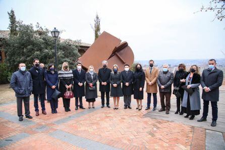 Inauguración de la escultura de Rafael Canogar en recuerdo a las víctimas del COVID-19