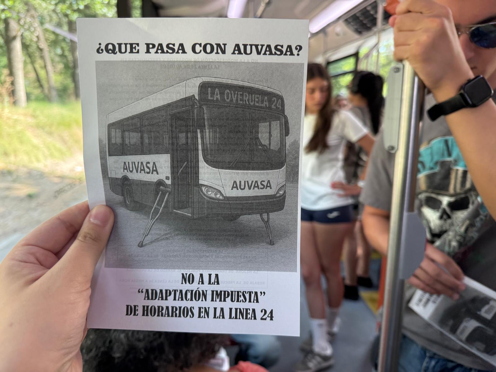 Los vecinos de la Overuela boicotean la modificación de horarios de la línea 24 de Auvasa