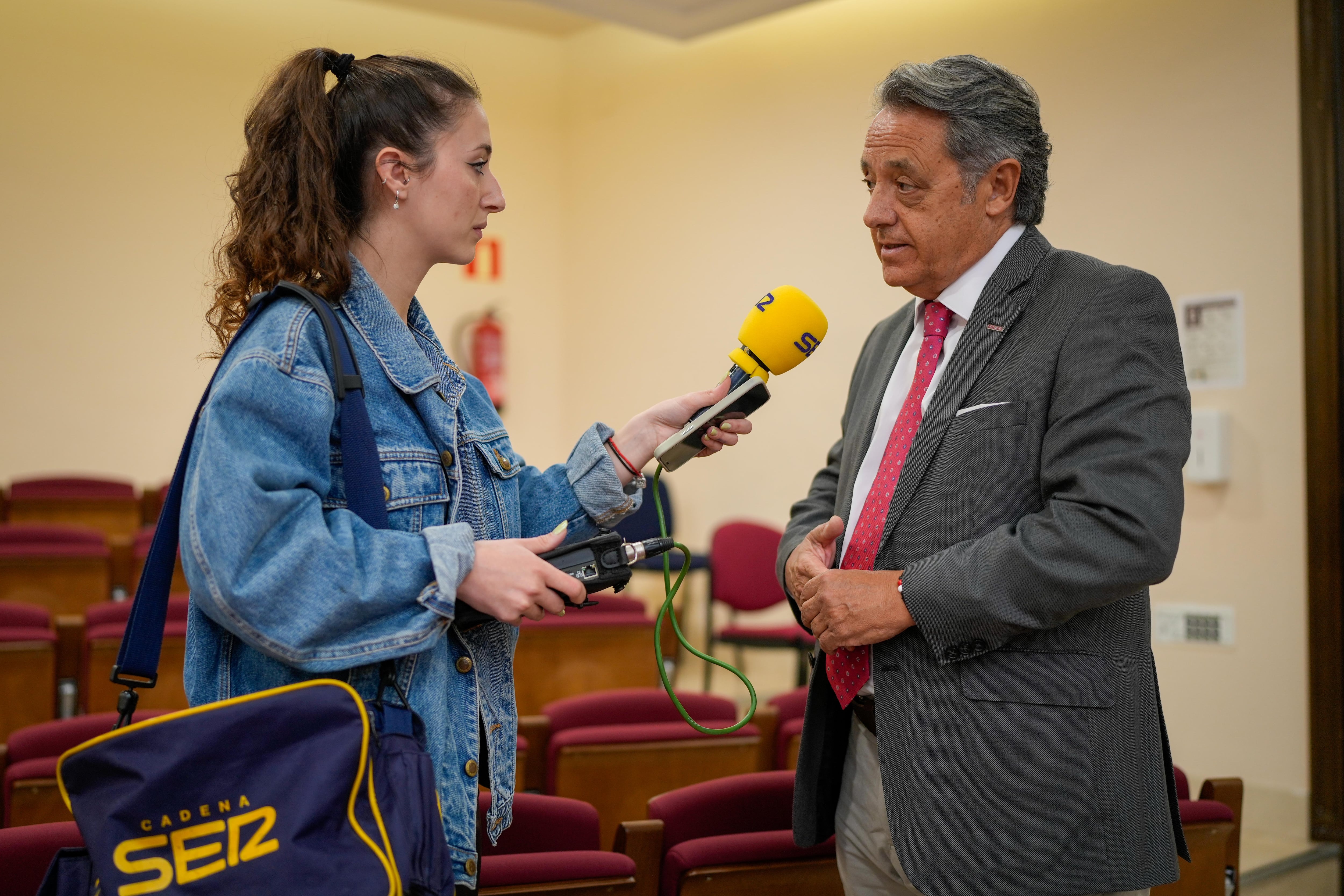 Beatriz Toboso junto a director de la Fundación Soliss, César Duro