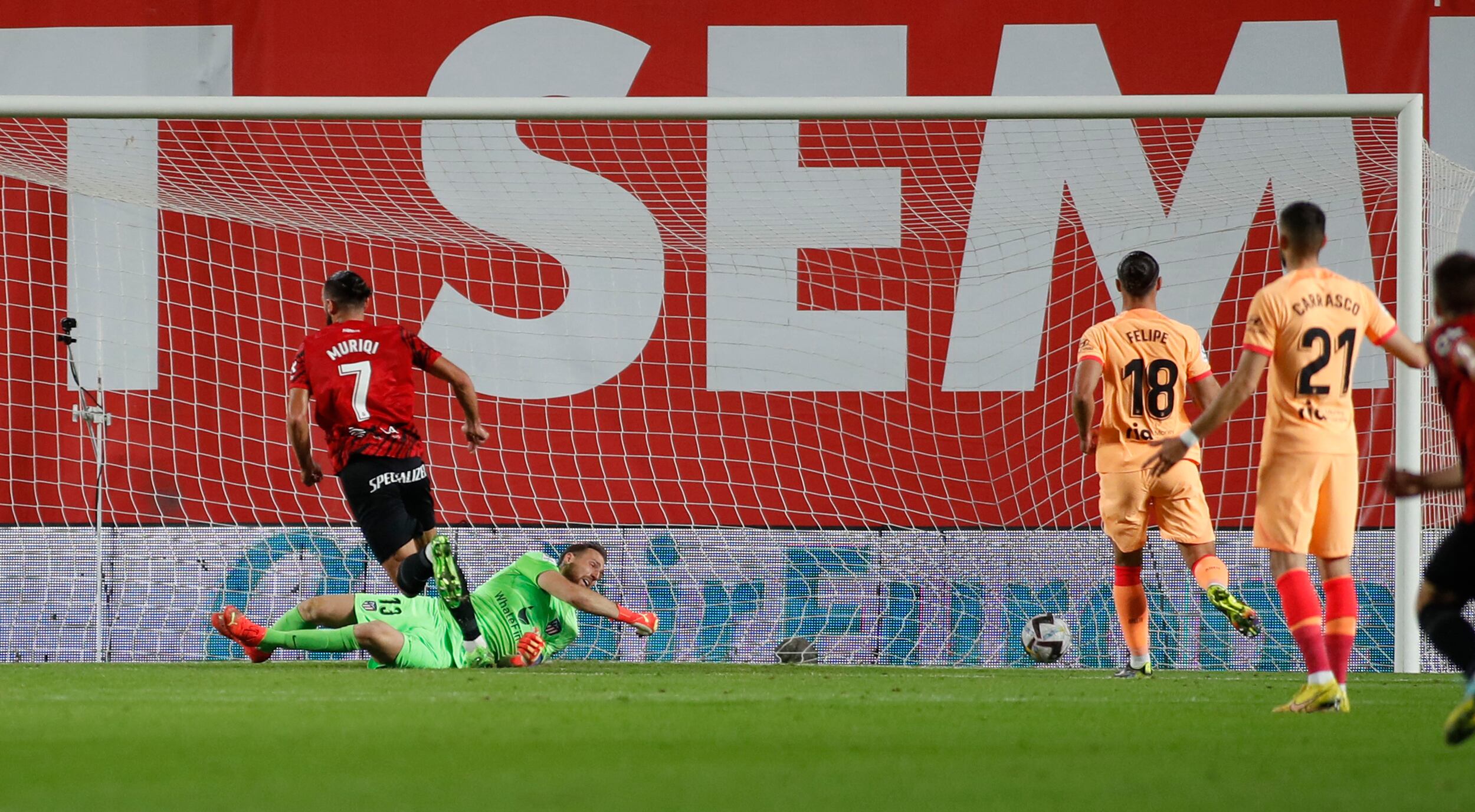 Muriqi mete el gol ante el Atleti