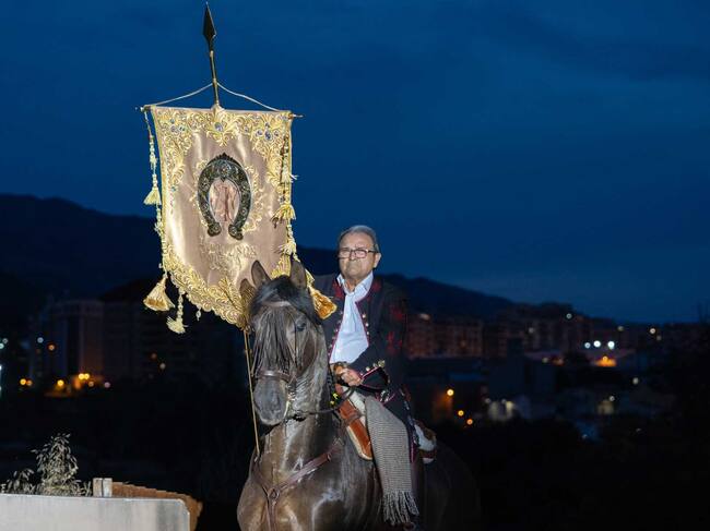 L'heràldica va arribar a la Torre Na Valora portada a cavall