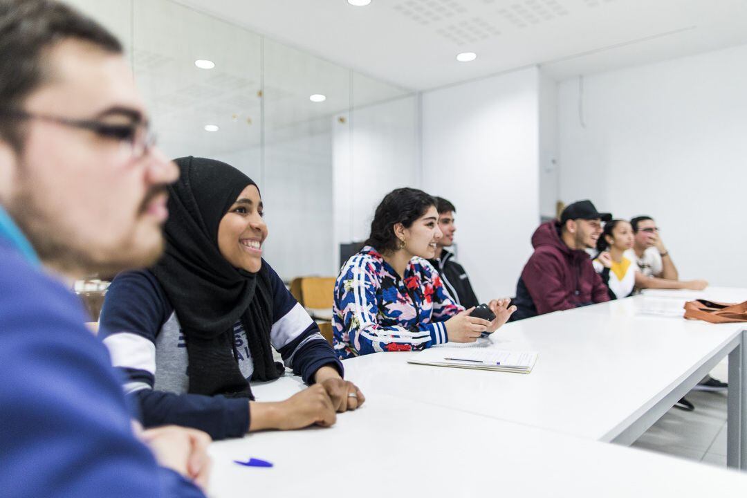 El Puerto de Barcelona colabora con Fundesplai en ofrecer oportunidades laborales a jóvenes en el programa &#039;Jove Valor&#039; 