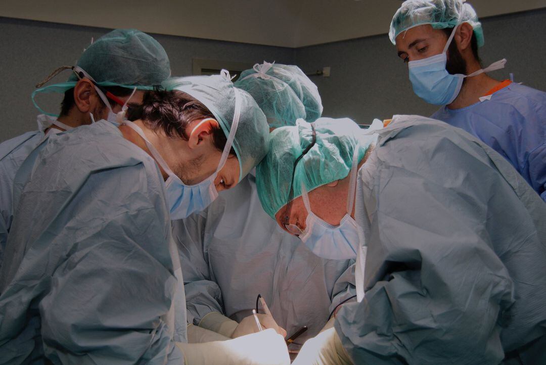 Los hospitales pitiusos han realizado 4.719 intervenciones quirúrgicas hasta agosto