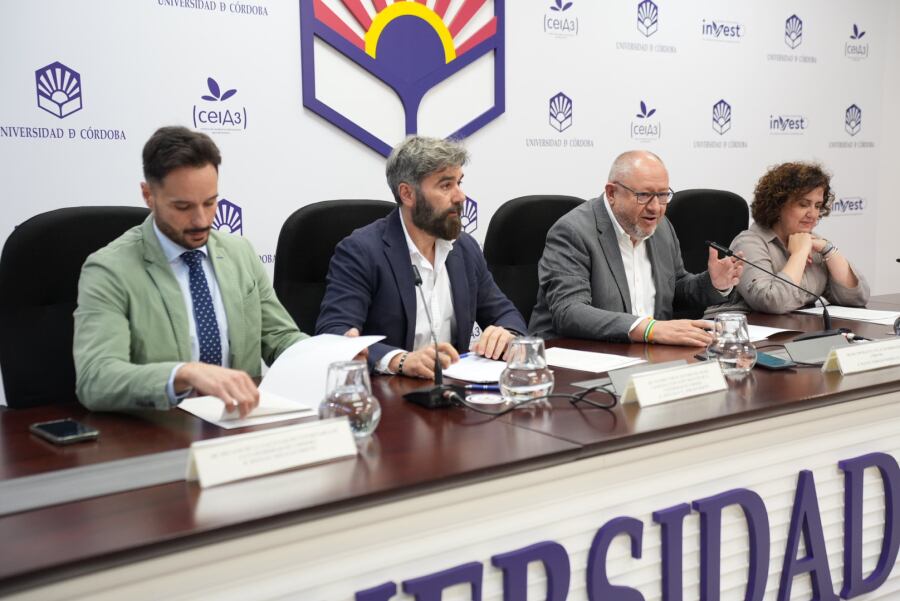 El rector de la UCO, Manuel Torralbo, presenta los dos nuevos grados la Universidad de Córdoba impartirá desde este curso