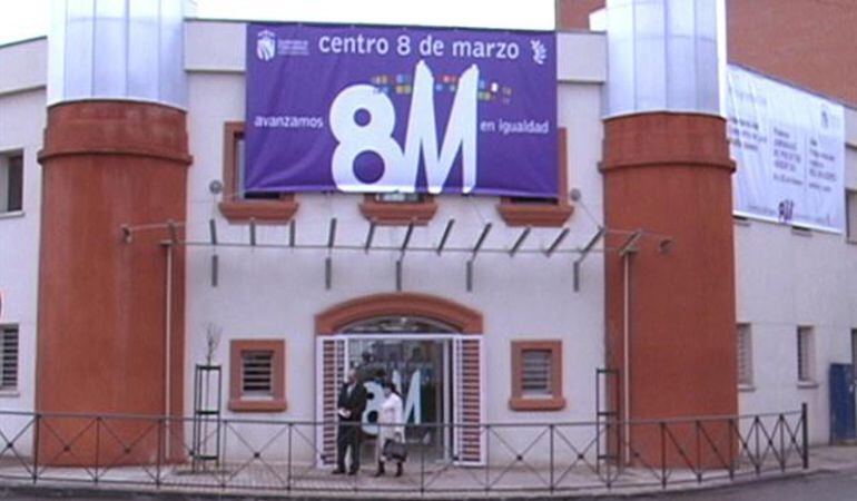 El Centro 8 de Marzo es el epicentro de las actividades dirigidas a la mujer y a la concienciación y contra la violencia de género.