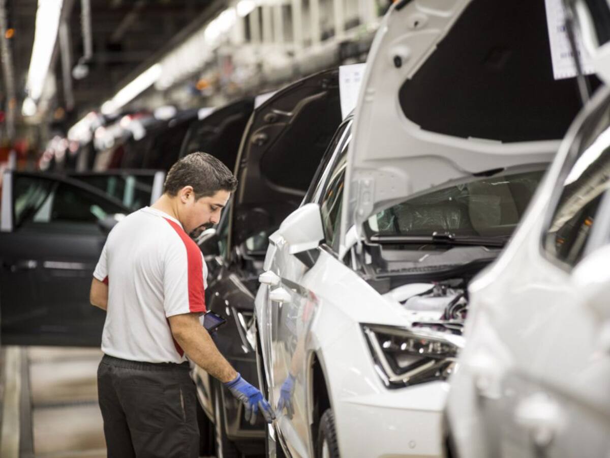Los ERTE de las empresas dejan sin trabajo a decenas de miles de personas