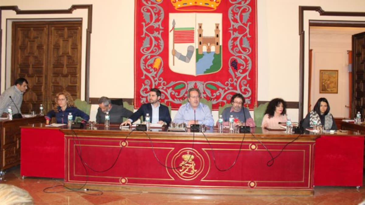 El pleno del Ayuntamiento de Zamora rechaza la modificación de la ORA