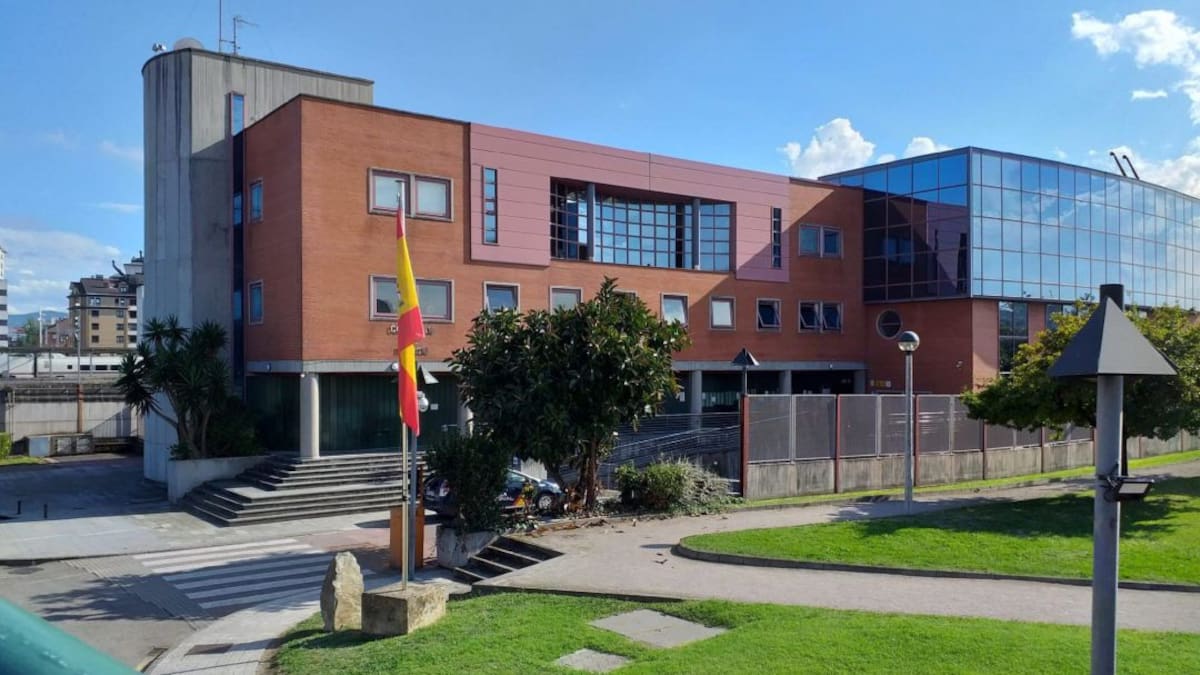 El comisario Fermín Treceño Carbajal nombrado nuevo jefe de la Comisaría Local de Gijón