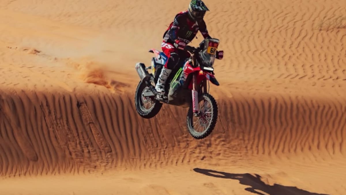 El español Tosha Schareina gana su segunda etapa consecutiva y es nuevo líder en motos